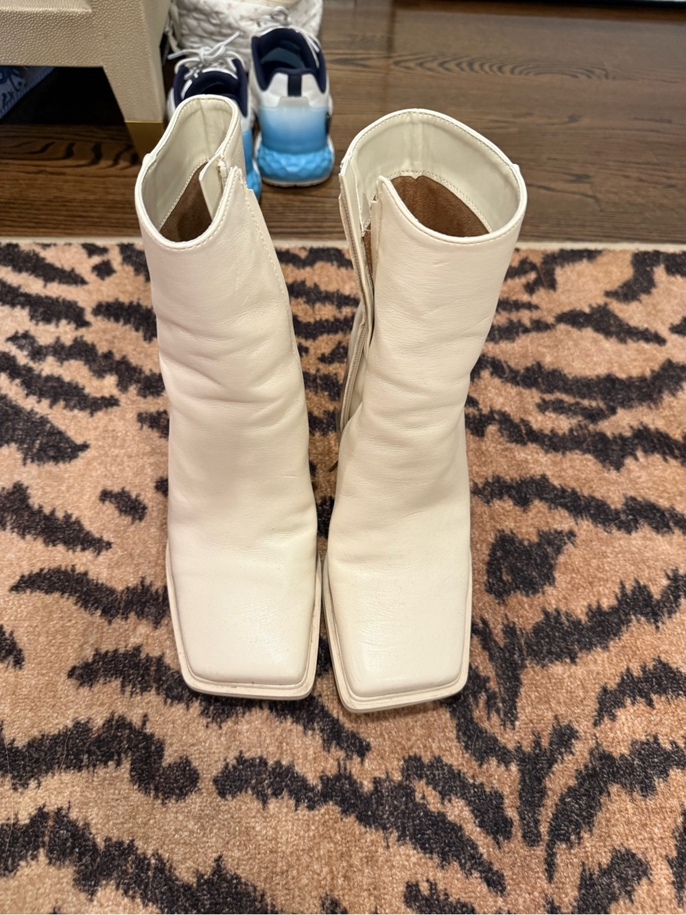 Sam Edelman Cream Square-Toe Leather Ankle Boots